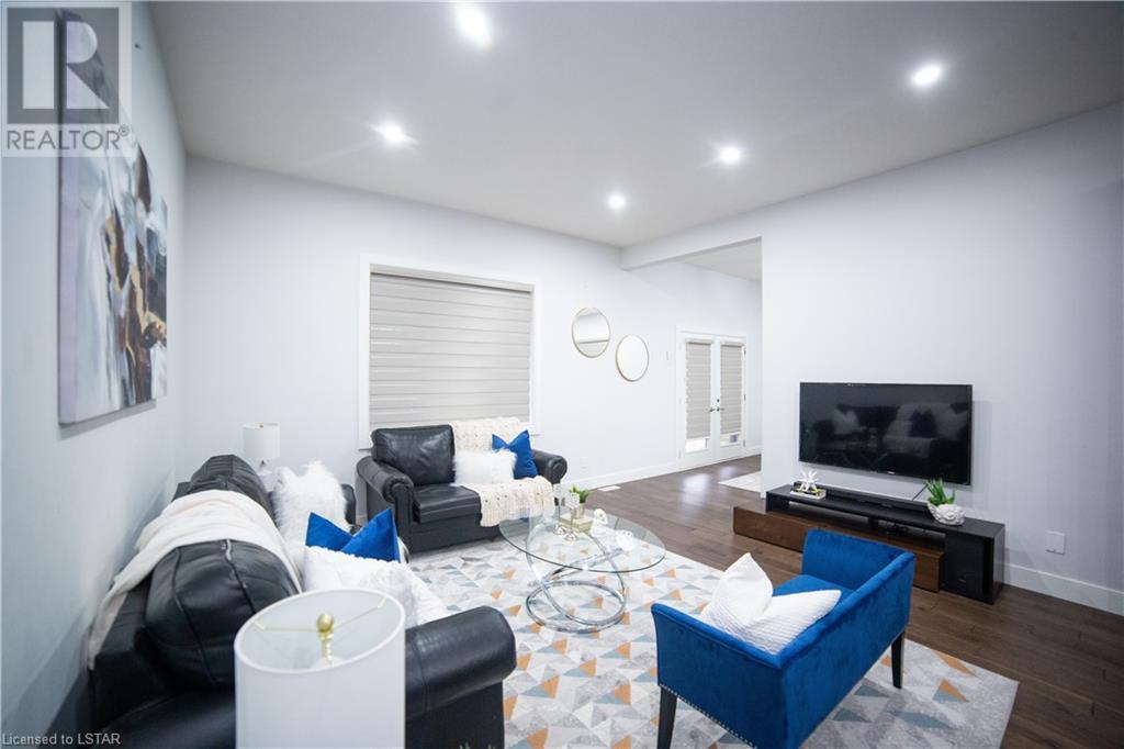 Listing 40367303 - Large Photo # 17