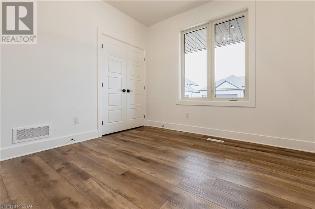 Listing 40367802 - Large Photo # 28