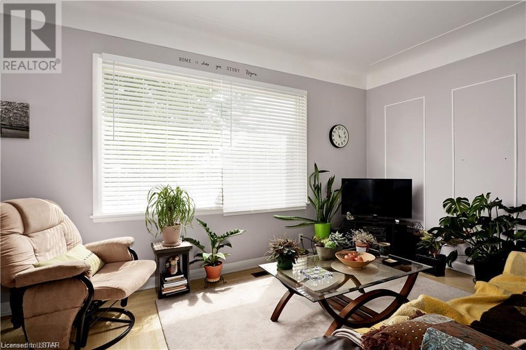 Listing 40367859 - Large Photo # 4