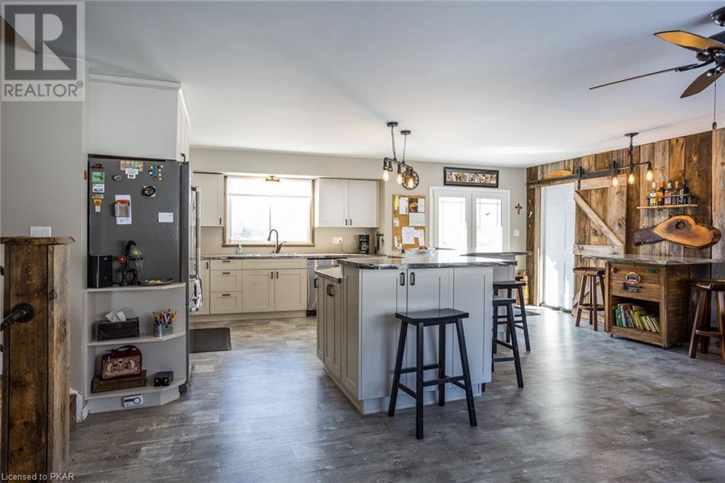 Listing 40367927 - Large Photo # 4