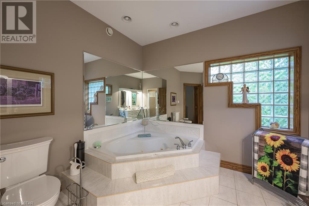 Listing 40368277 - Large Photo # 32