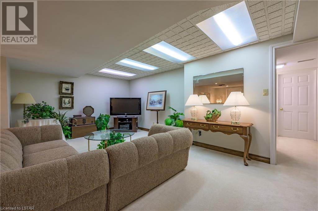 Listing 40368559 - Large Photo # 44