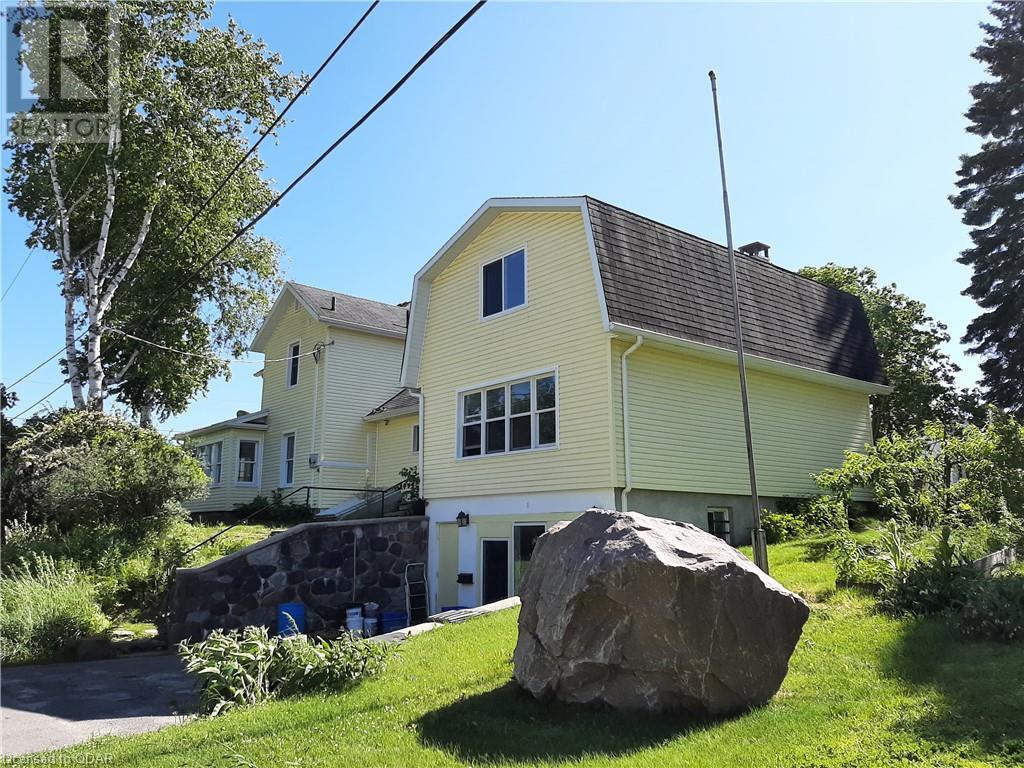 Listing 40369308 - Large Photo # 3