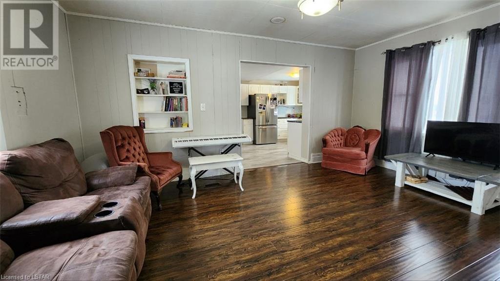 Listing 40369356 - Large Photo # 6