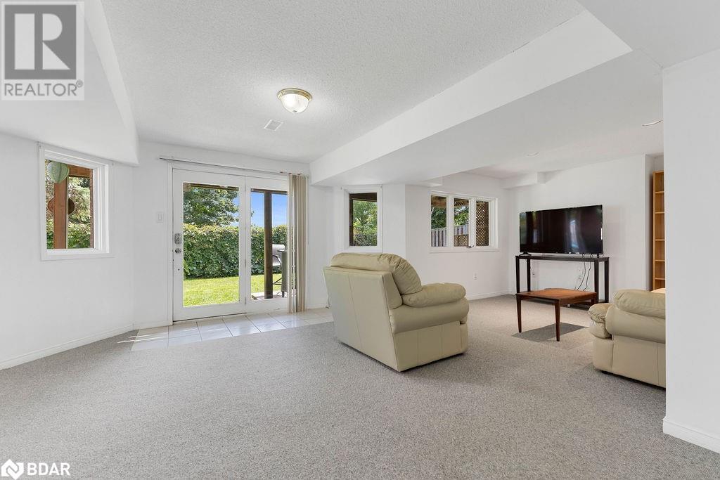 Listing 40369745 - Large Photo # 39