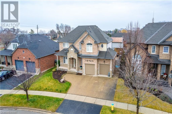3 GOLF WOODS Drive, Grimsby