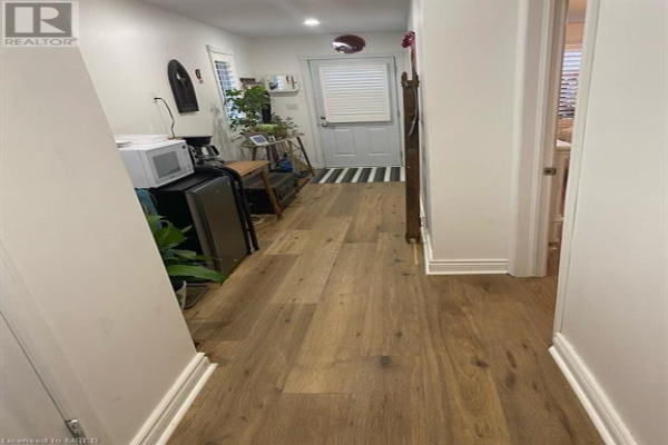 32 DUNDAS Street Unit# Rear, Brantford