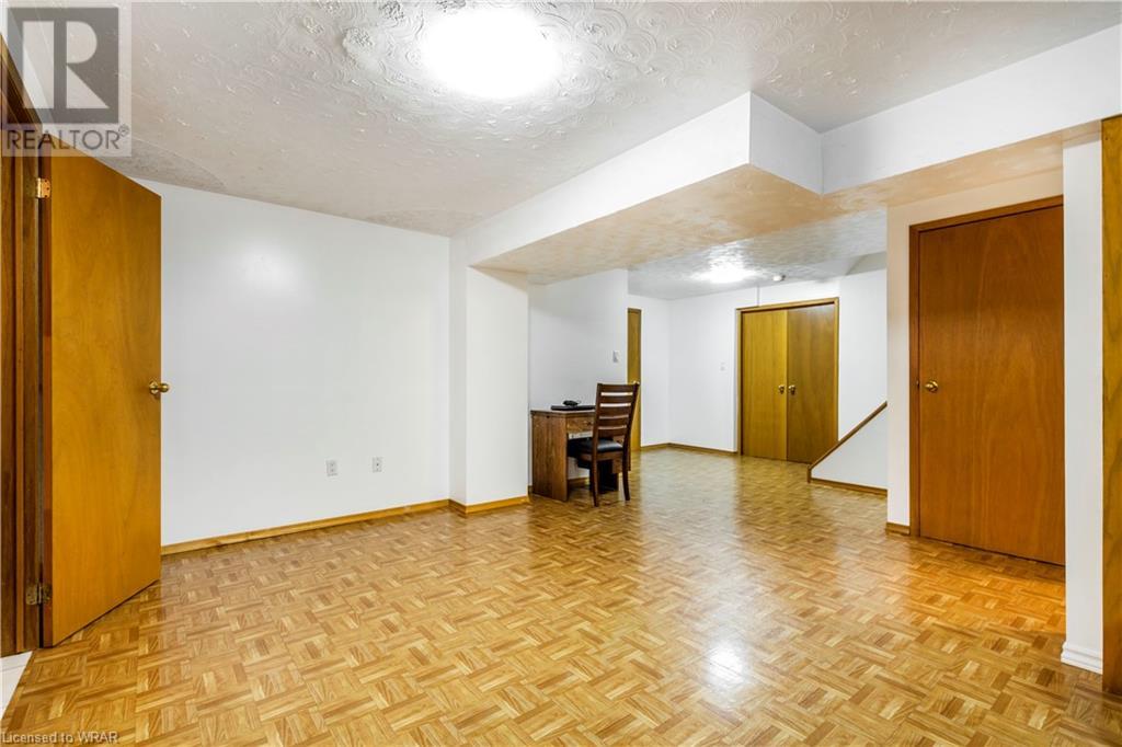 Listing 40369997 - Large Photo # 36