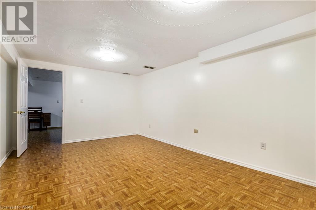 Listing 40369997 - Large Photo # 39