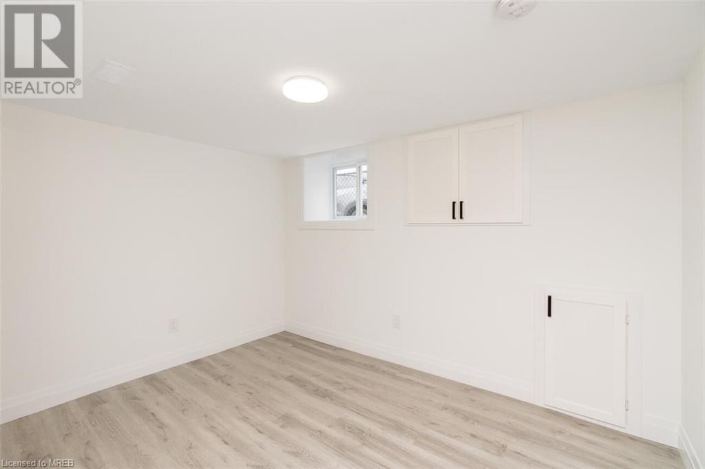 Listing 40370063 - Large Photo # 29