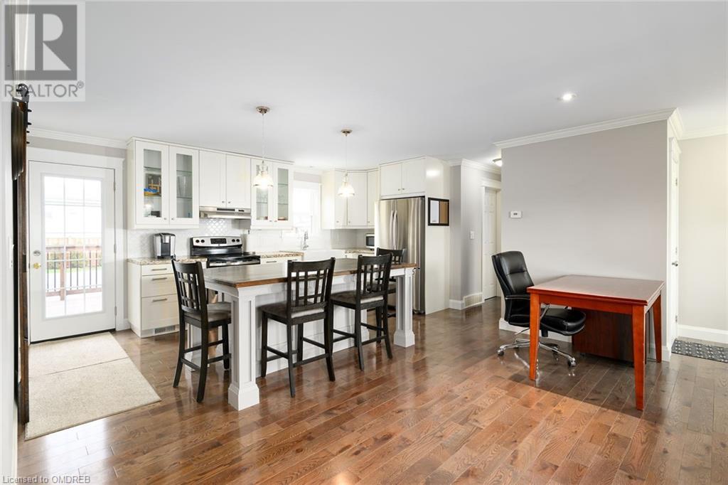 Listing 40370079 - Large Photo # 5