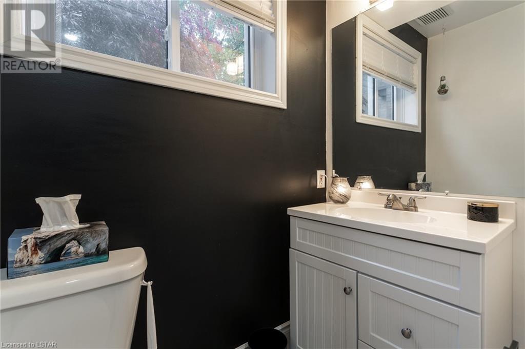 Listing 40370134 - Large Photo # 23