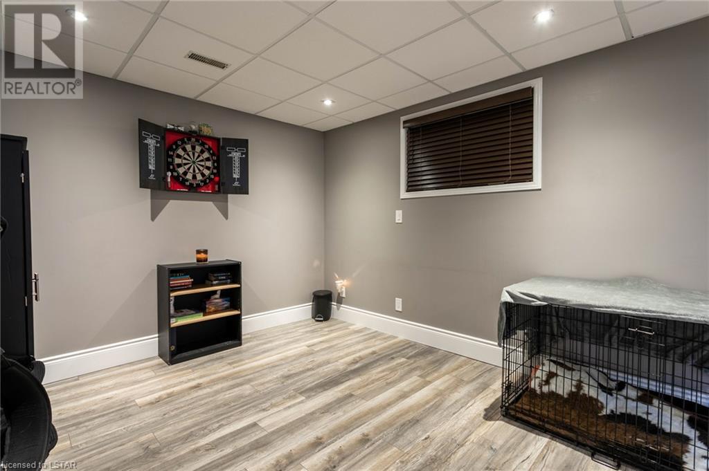 Listing 40370134 - Large Photo # 18