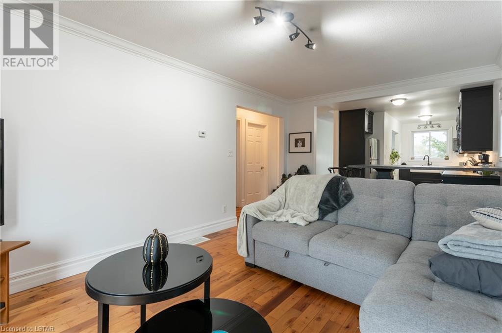 Listing 40370134 - Large Photo # 11