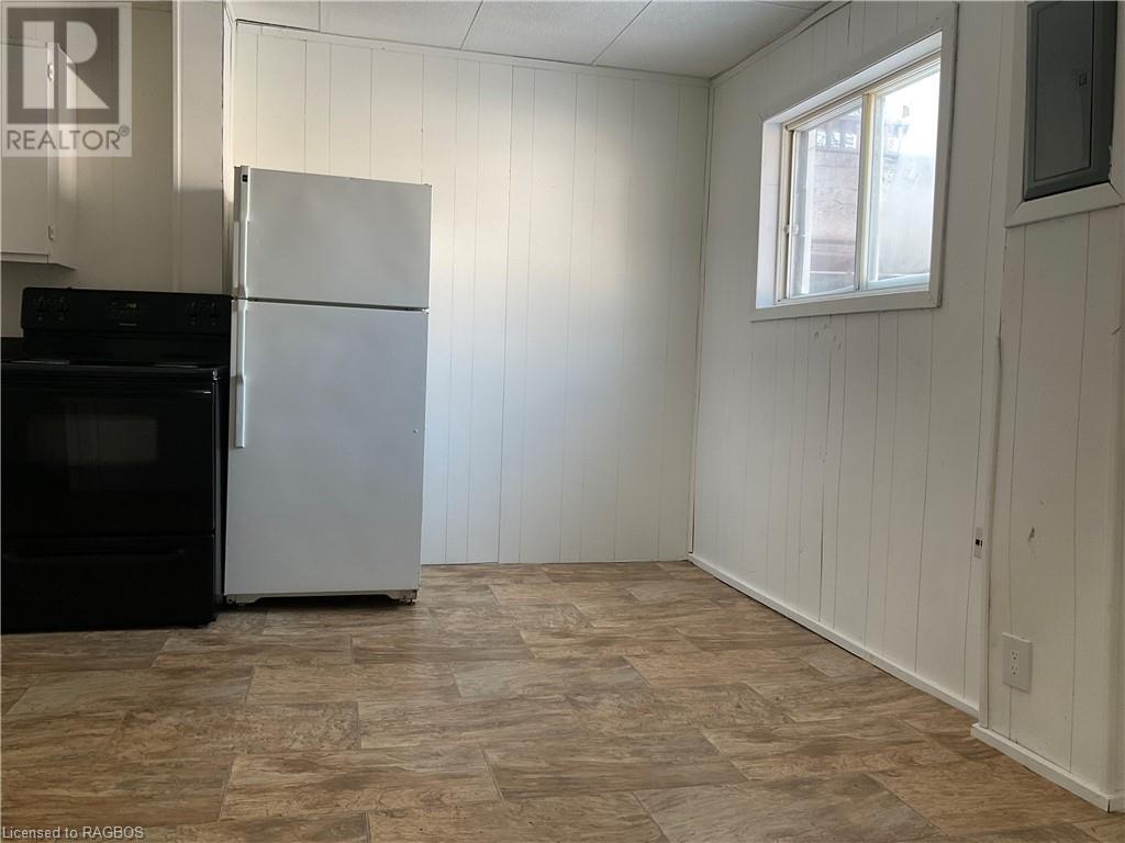 Listing 40370137 - Large Photo # 6