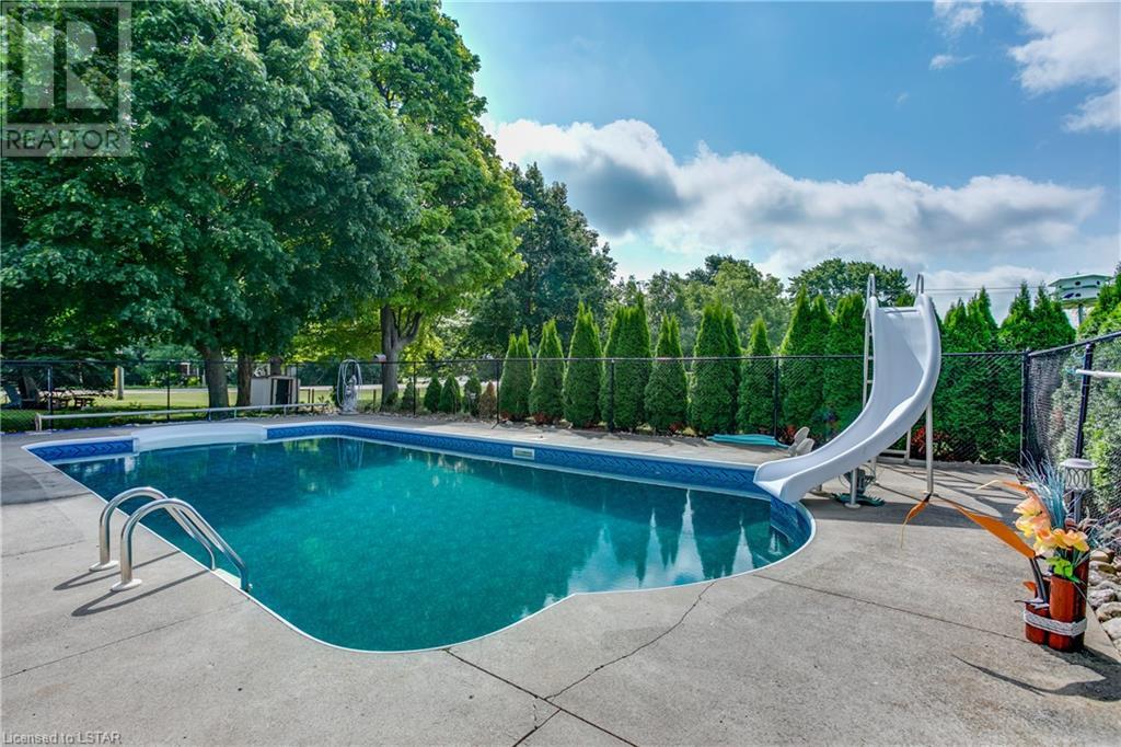 Listing 40370147 - Large Photo # 44