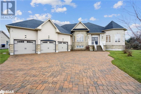 7 MAPLE Drive, Wasaga Beach