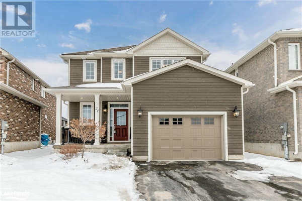 27 LOCKERBIE Crescent, Collingwood