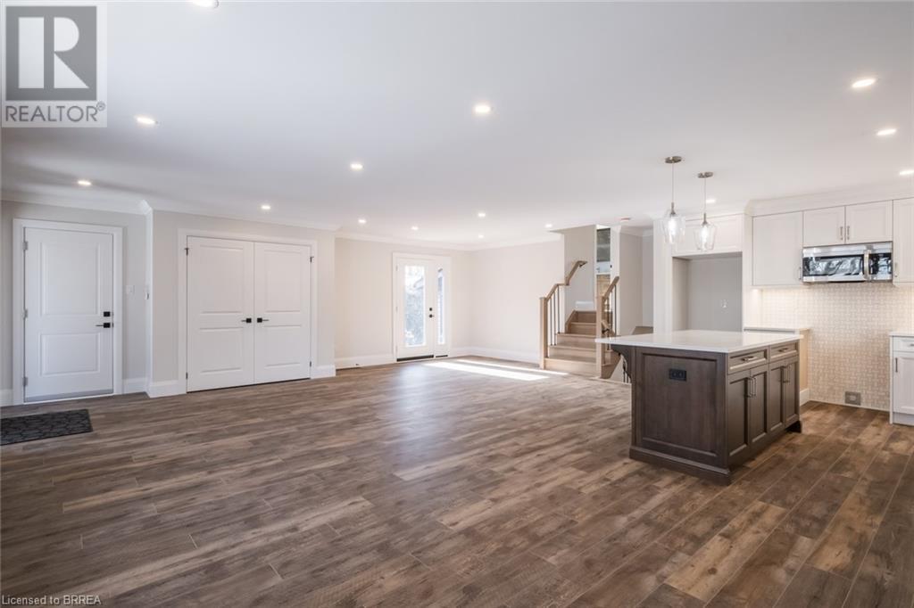 Listing 40370660 - Large Photo # 11