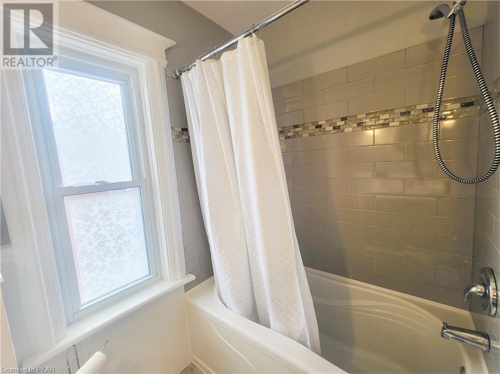 Listing 40370759 - Large Photo # 33