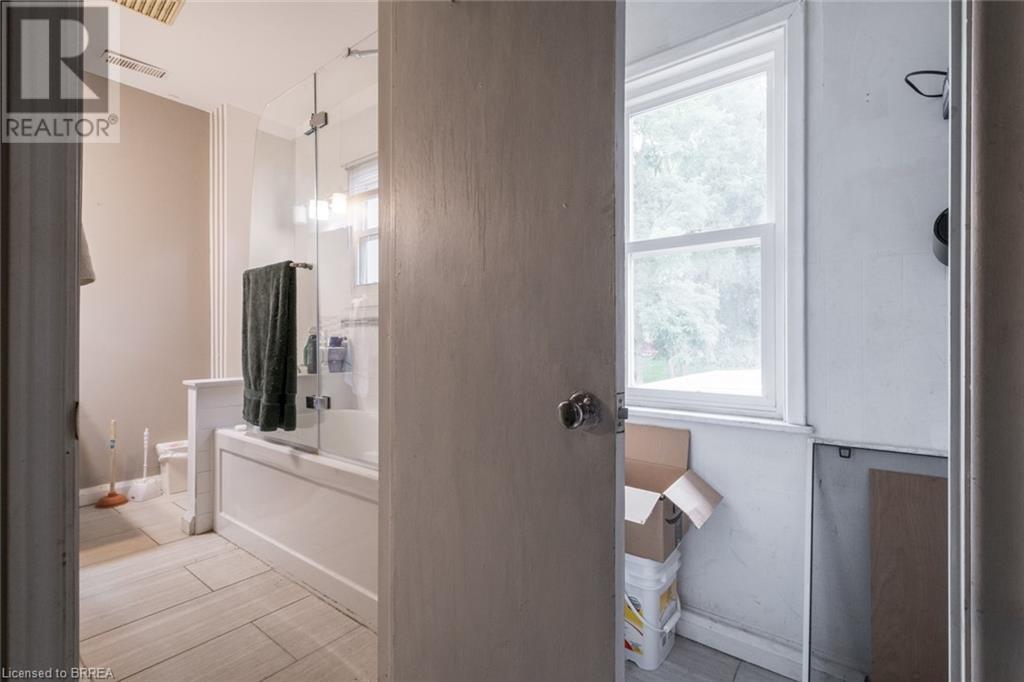 Listing 40371590 - Large Photo # 7