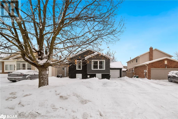 3 KNICELY Road, Barrie