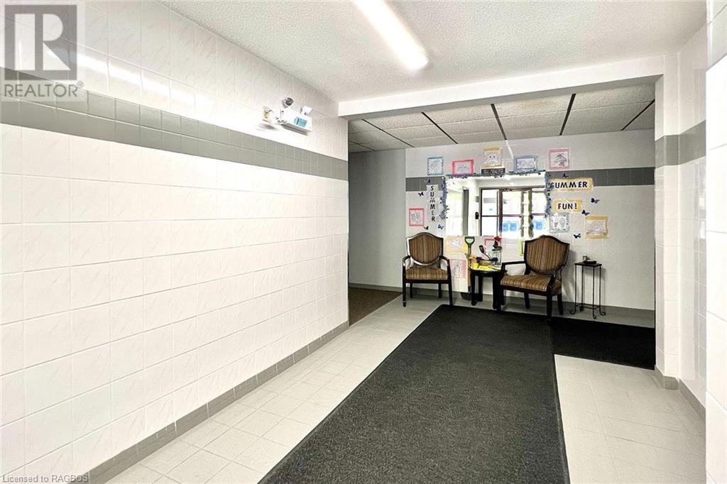 Listing 40372036 - Large Photo # 14