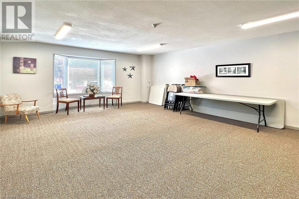 Listing 40372036 - Large Photo # 15