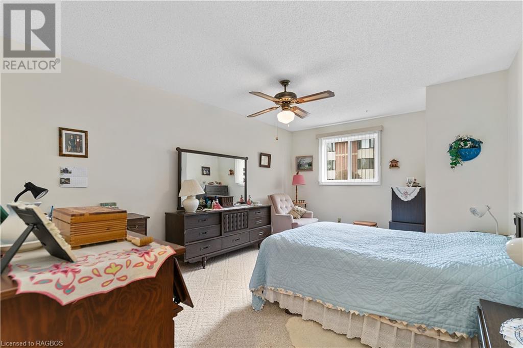 Listing 40372036 - Large Photo # 9