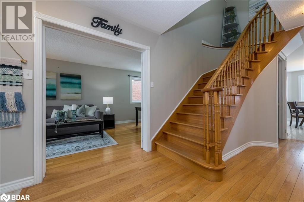 Listing 40372285 - Large Photo # 2