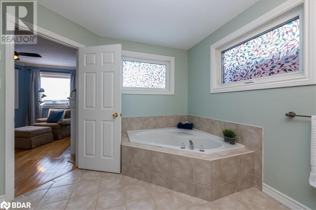 Listing 40372285 - Large Photo # 17