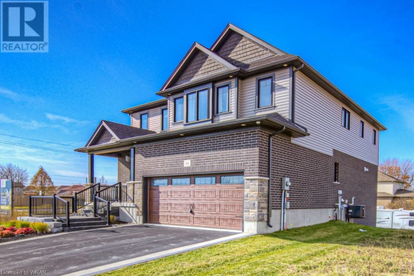 14 KISSING BRIDGE Drive, Elmira