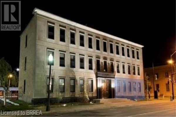 84 MARKET Street Unit# 102, Brantford
