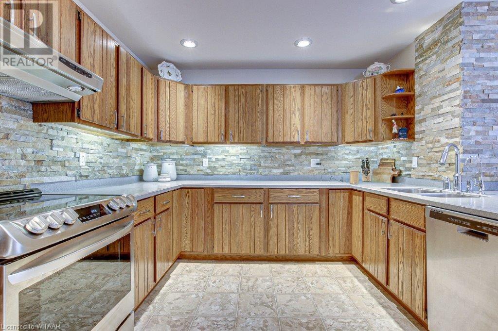 Listing 40372456 - Large Photo # 17