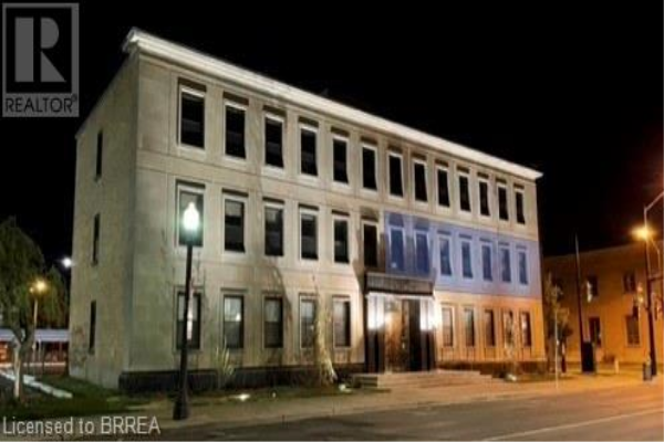 84 MARKET Street Unit# 202, Brantford