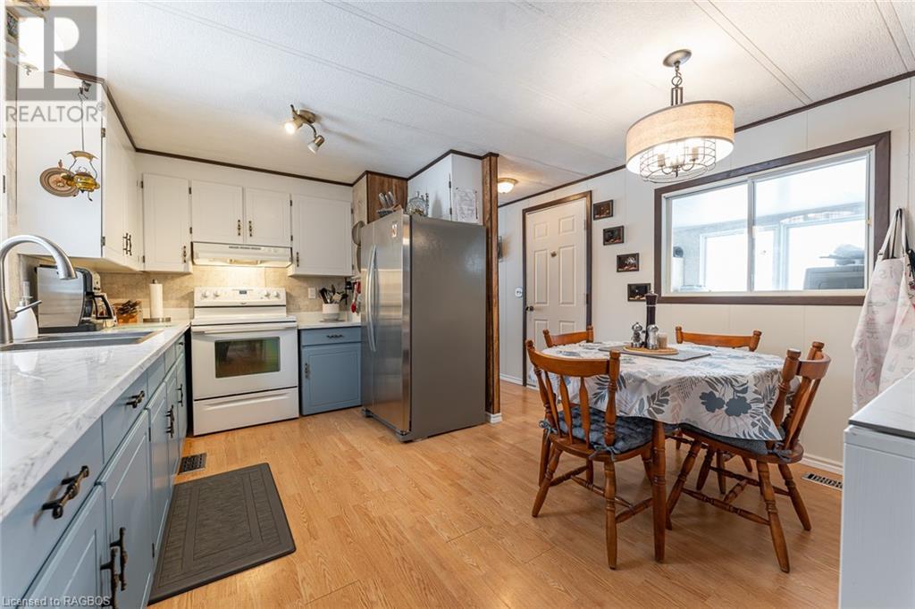 Listing 40372589 - Large Photo # 10