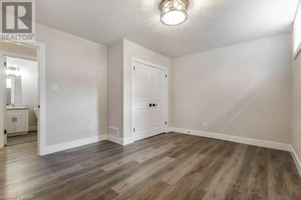Listing 40372727 - Large Photo # 41