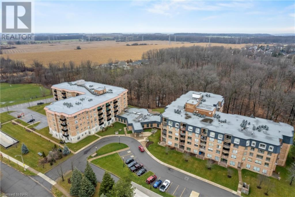 8111 FOREST GLEN Drive Unit# 312, Niagara Falls