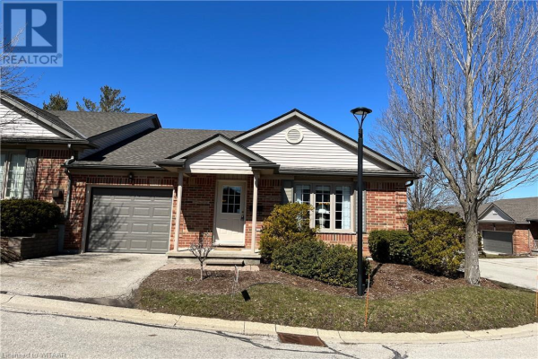 531 NOVA SCOTIA Court Unit# 18, Woodstock