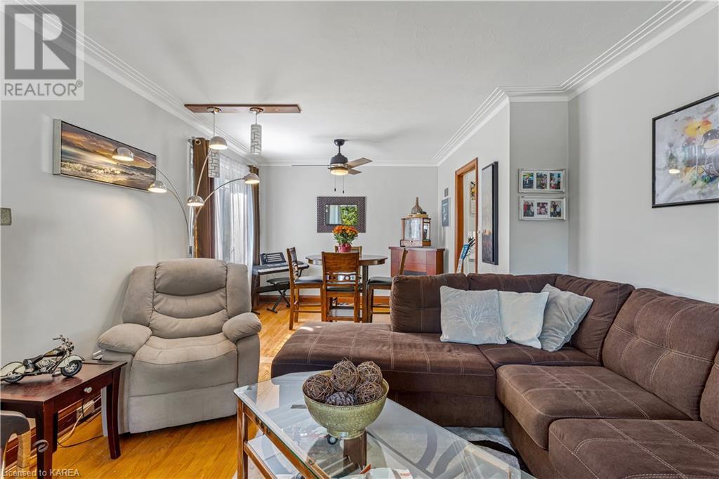 Listing 40373403 - Large Photo # 5