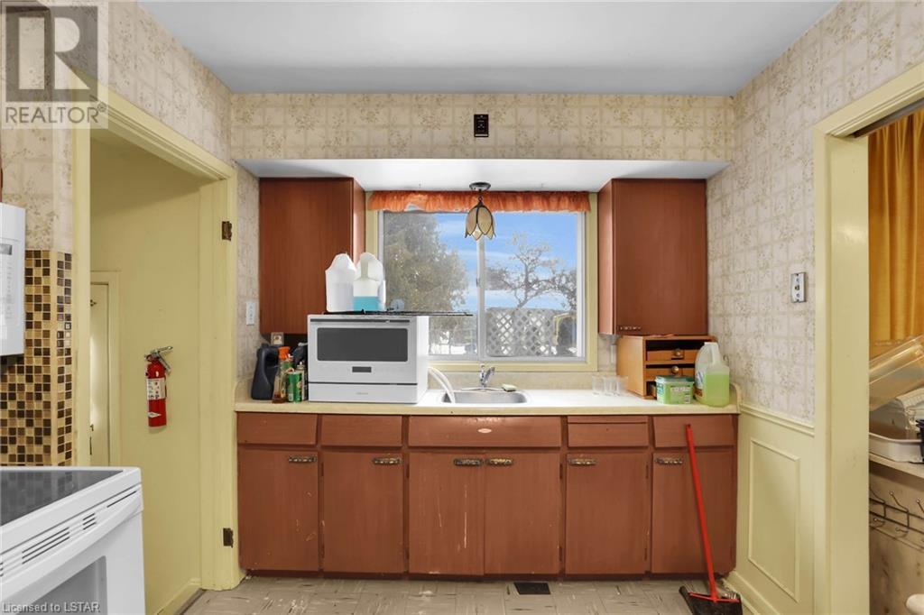 Listing 40373477 - Large Photo # 12