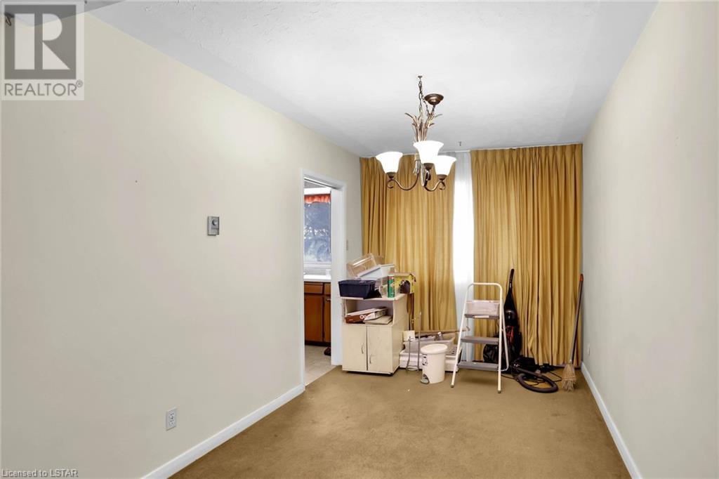 Listing 40373477 - Large Photo # 8