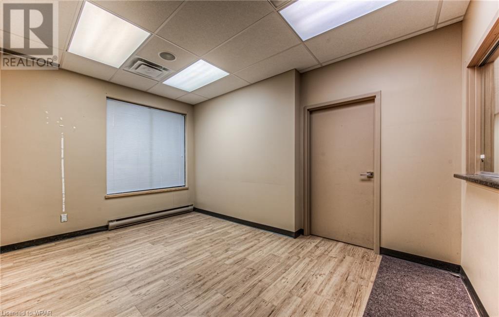 Listing 40373604 - Large Photo # 4