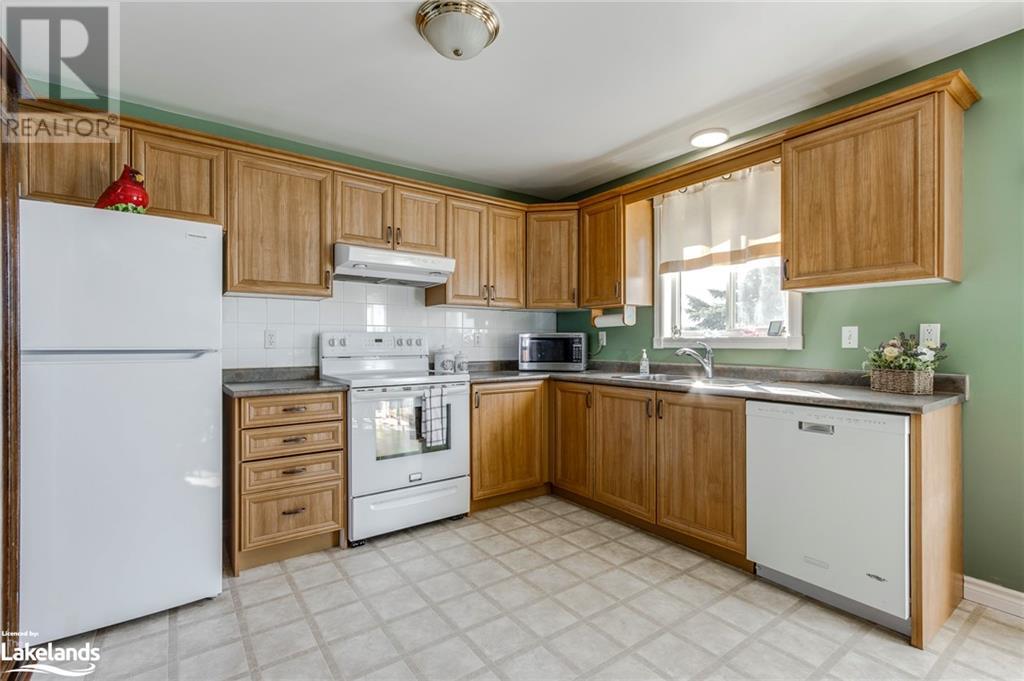 Listing 40373635 - Large Photo # 7