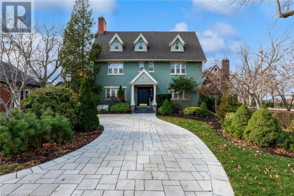 37 HENRIETTA Street, St. Catharines