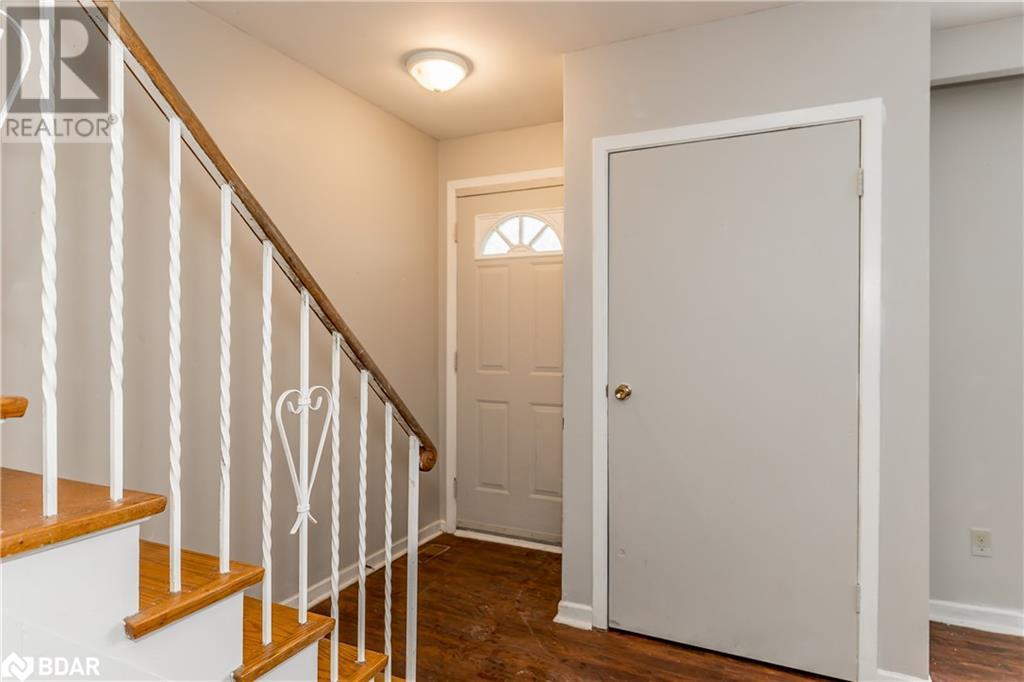 Listing 40374132 - Large Photo # 2