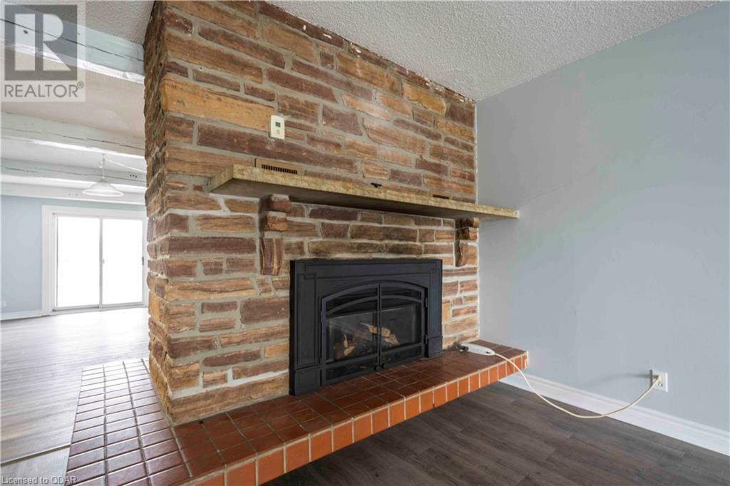 Listing 40374263 - Large Photo # 7