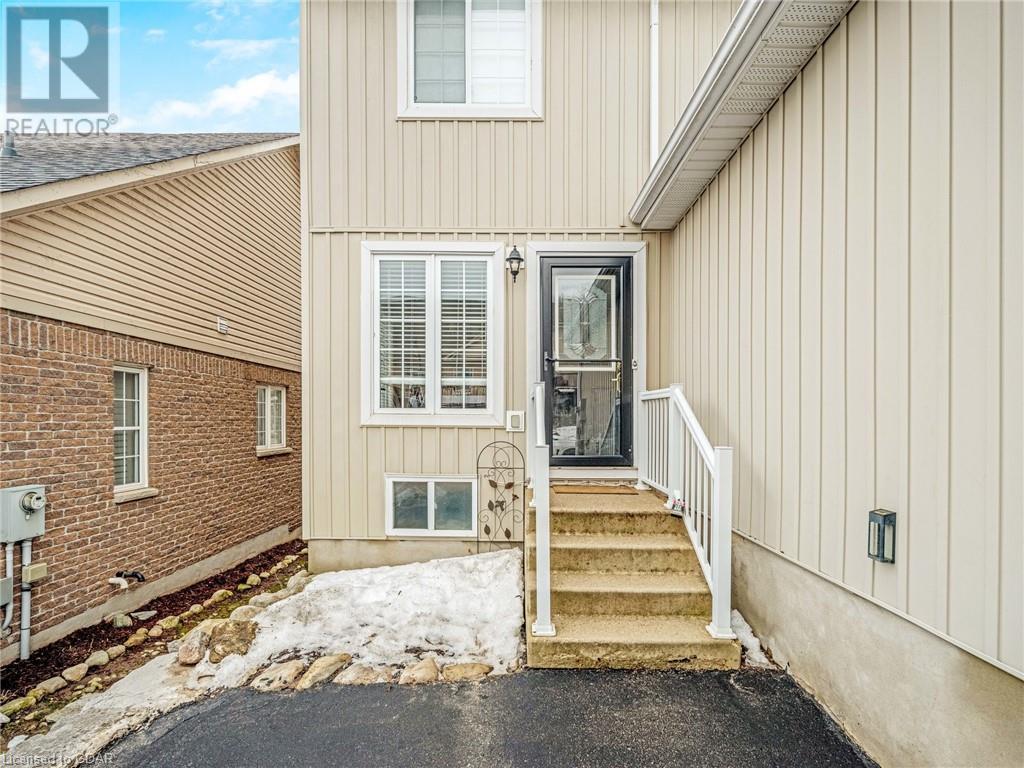 Listing 40374292 - Large Photo # 3