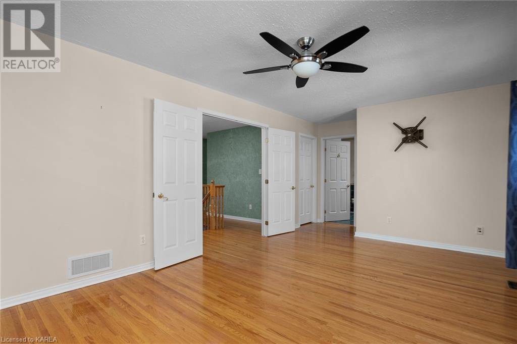 Listing 40374497 - Large Photo # 20