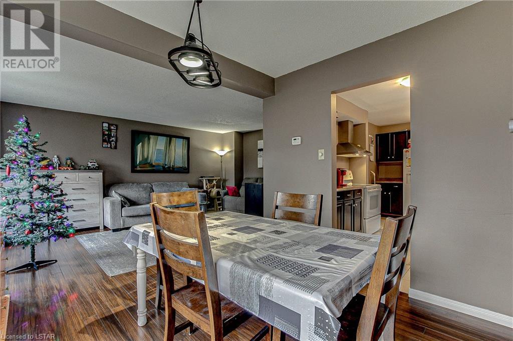 Listing 40374499 - Large Photo # 10